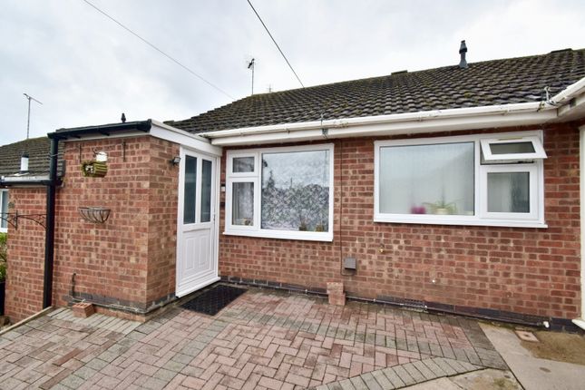 Thumbnail Bungalow for sale in Wendys Close, Thurnby Lodge, Leicester