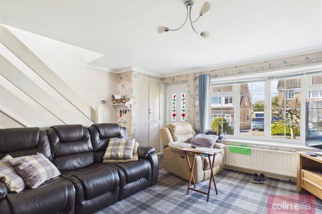 13, Chantry Drive, Scarborough photo 4