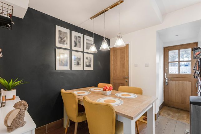 8, Woodland Road, Hertford Heath photo 3