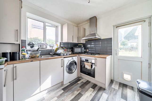 39, Churchill Road, Gloucestershire photo 4