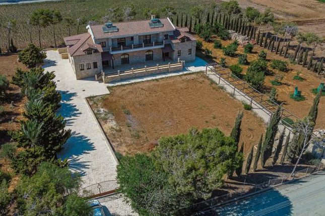 Thumbnail Villa for sale in Perivolia, Cyprus