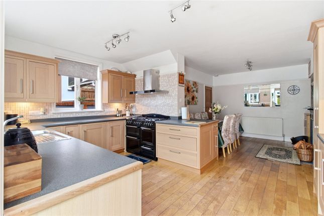 9, Borough Park Road, Devon photo 4