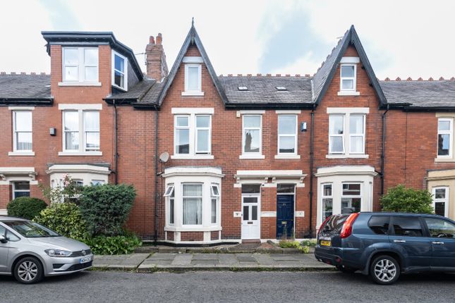 Room 2, 27 Honister Avenue, Tyne and Wear photo 2