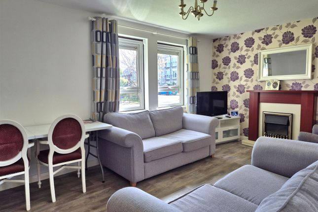 13, Victoria Court, Portishead photo 3