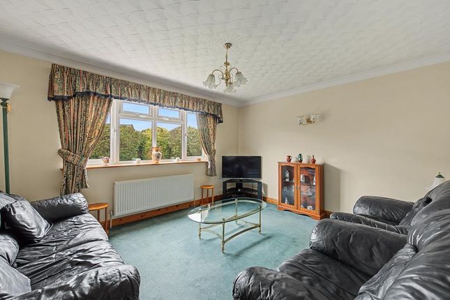 16, Fen Road, Wisbech photo 2