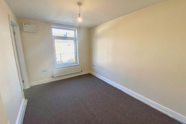 297b, ILKESTON photo 2