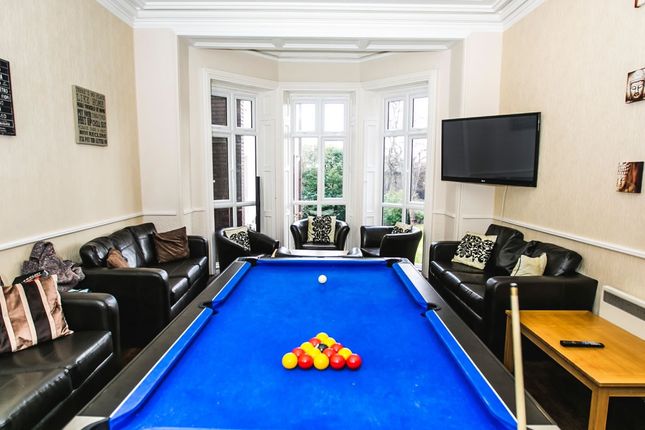 Room 7, St Ann's Lodge, St Ann's Lane, Leeds photo 5