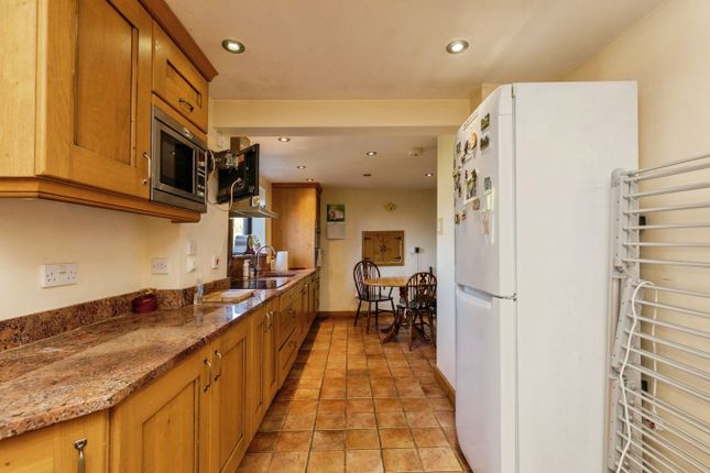 194, Bath Road, Melksham photo 4
