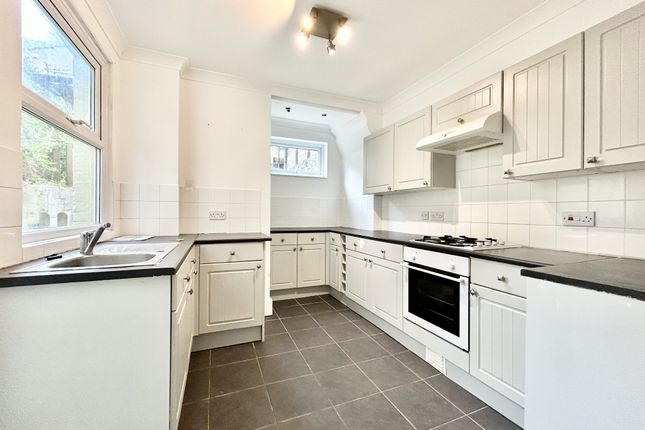Flat for sale in Crescent Road, Margate