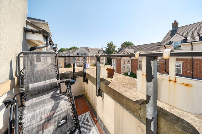 28, The Hawthorns, Flitwick photo 4