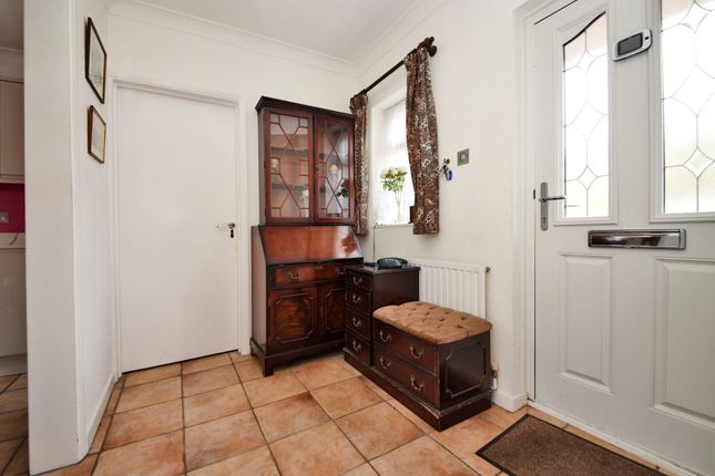 7, BELGRAVE ROAD, Sunbury on Thames photo 4
