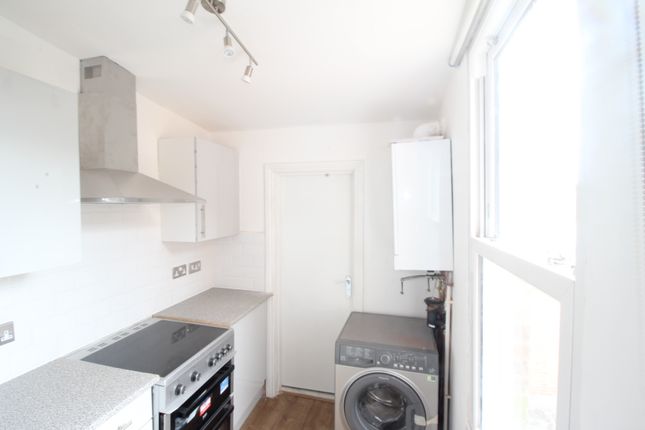 Flat 4, 16a, Queen Street, Maidenhead photo 5