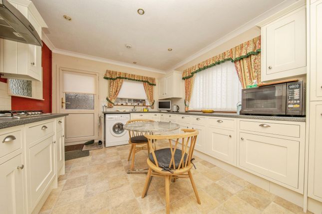 2, Stephen Road, Ipswich photo 3