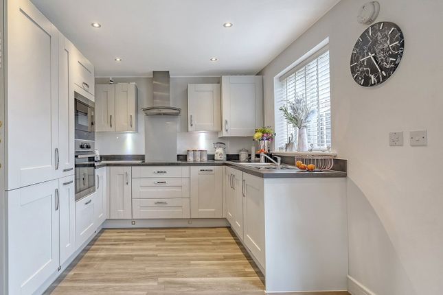 2-bed house on 70, Kingfisher Street, Great Wakering, £350,000