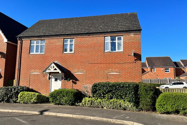 Thumbnail Property for sale in Flaxley Close, Lincoln