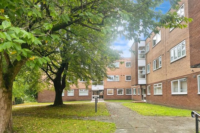 1-bed flat on Flat 16 Rivington Court, Cholmondeley Road, Salford, £130,000