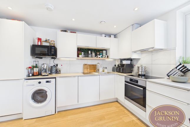 8, Starling Way, Daventry photo 4
