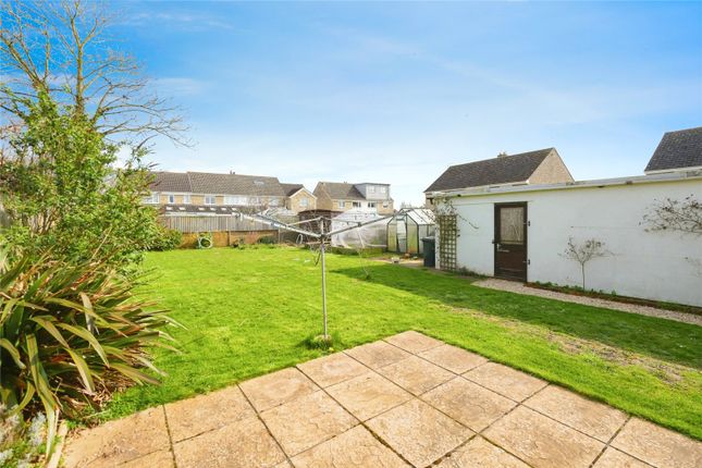 Bungalow for sale in Burford Road, Carterton