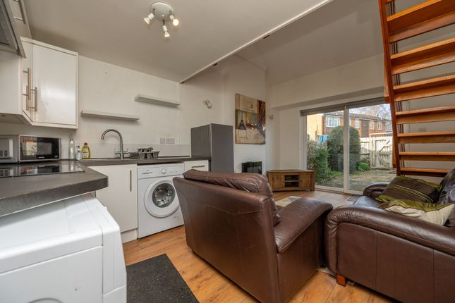 11 Smiths Way, Alcester photo 2