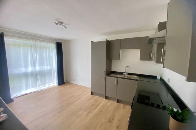 Flat 1, 29-31, Lansdown Road, Chalfont St Peter photo 2