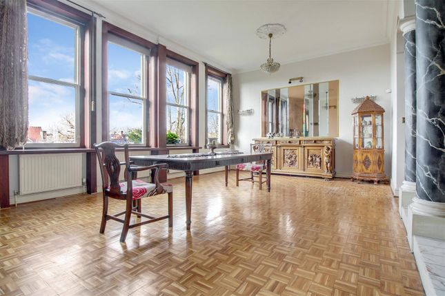 Flat for sale in Maresfield Gardens, Hampstead, London