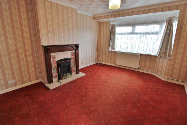 28, Ferneham Road, Fareham photo 2