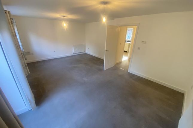 8, Haygrove Park Road, Bridgwater photo 3