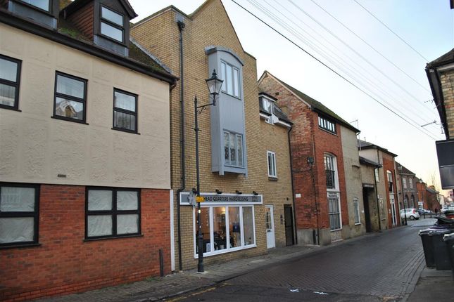 Flat 4, Sillence Court, Upper King Street, Royston photo 4