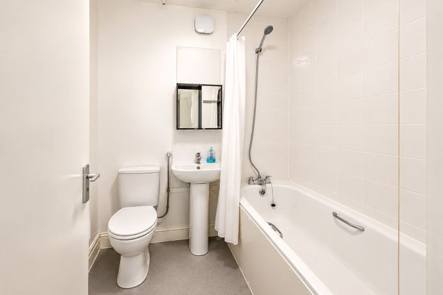23, Danvers Street, London photo 4