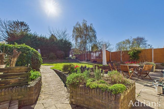 49, Tabors Avenue, Chelmsford photo 2