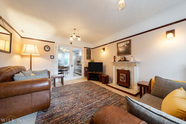5, Lohengrin Court, Burton-on-Trent photo 2