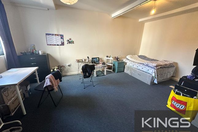 Studio to rent in Mede House, Salisbury Street, Southampton