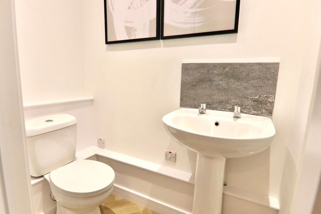 Apartment 702B, Ben johnson, 702 Warrington Road, Wigan photo 5