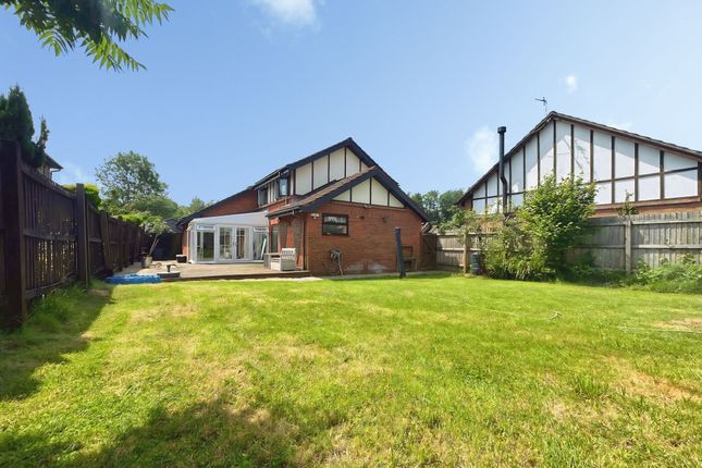46 Maerdy Park, Bridgend photo 4