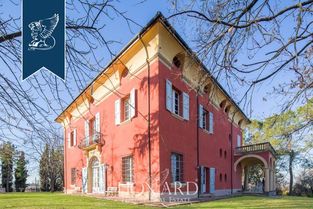 Villa for sale in Zola Predosa, Bologna, Emilia Romagna