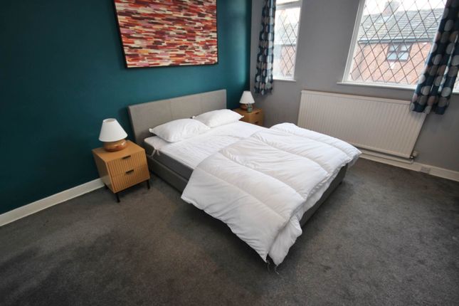 111a, Crab Lane, Manchester photo 4
