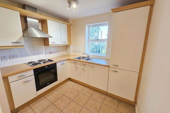 18 Archers Court, Durham photo 3