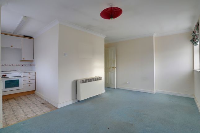 16 Spencer Court, Hartington Close, Orpington photo 2