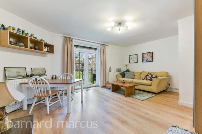 Thumbnail Flat to rent in Tilson Gardens, London