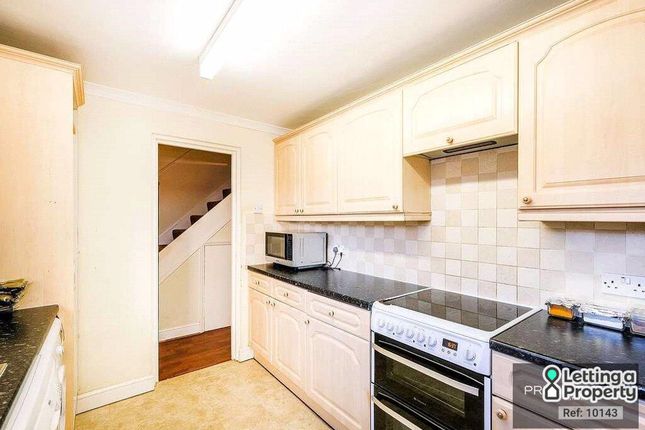 52, Tamar Square, Woodford Green photo 5