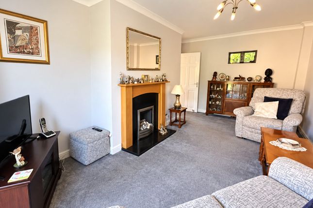 26, St. Marys Road, Aldershot photo 2