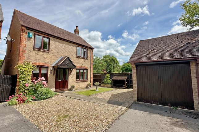 Thumbnail Detached house for sale in Robert Sparrow Gardens, Crowmarsh Gifford, Wallingford