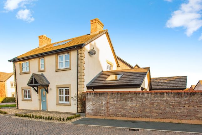 62, Birch Tree Way, Lancashire photo 2