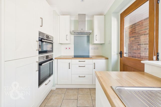 4 Kingswood Close, Norwich photo 3