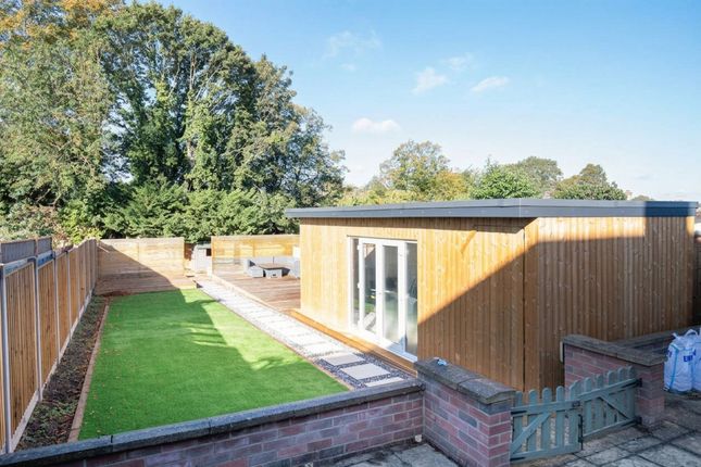 43 The Headlands, Wellingborough photo 4