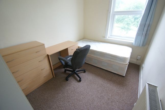 Flat to rent in Hanover Square, University, Leeds
