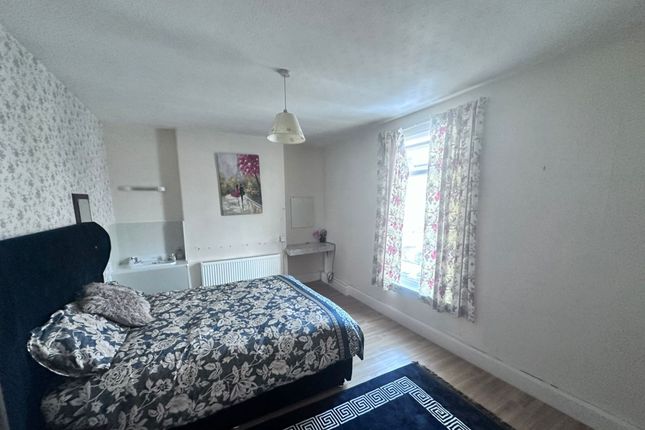 Y Foelas, Station Road, Llanrug, Caernarfon Ll55 4Be