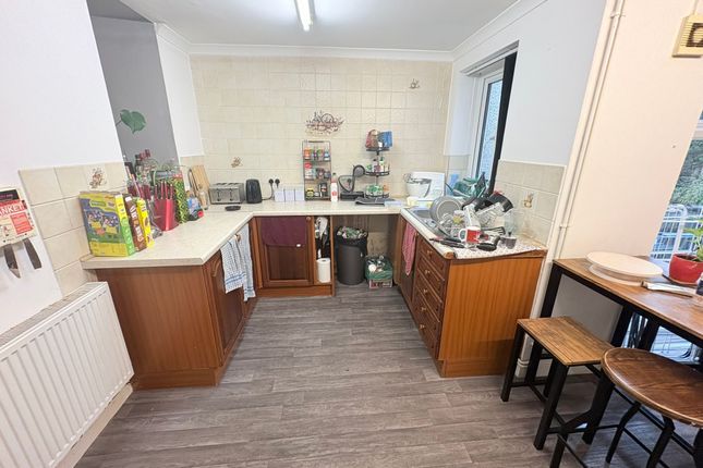 25 Bayview Terrace, Swansea photo 5