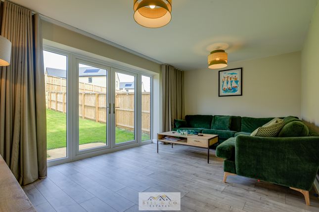 8, Bluebell Close, Sheffield photo 3