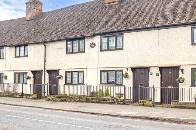 Thumbnail Terraced house for sale in Belswains Lane, Nash Mills, Hemel Hempstead, Hertfordshire